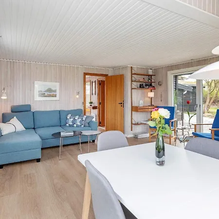 Three-bedroom In 28