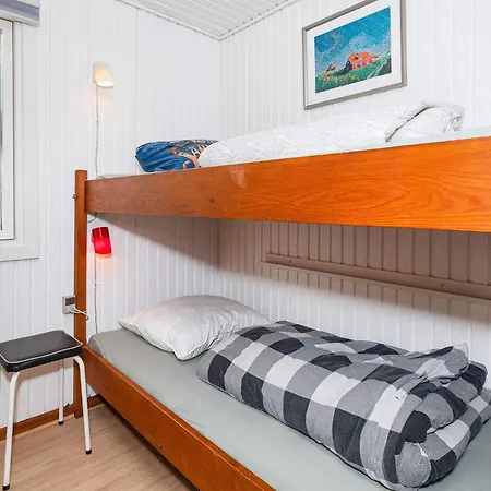 Three-bedroom In 28 Holiday home Lokken