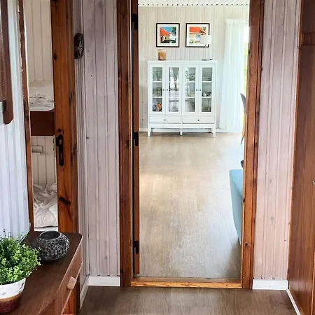Three-bedroom In 28 בית נופש לוקן